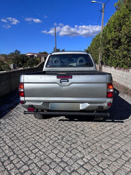 Mitsubishi L200 2.5 TD Strakar ABS CD