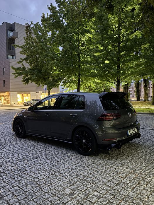 VW Golf GTI 7.5 Performance