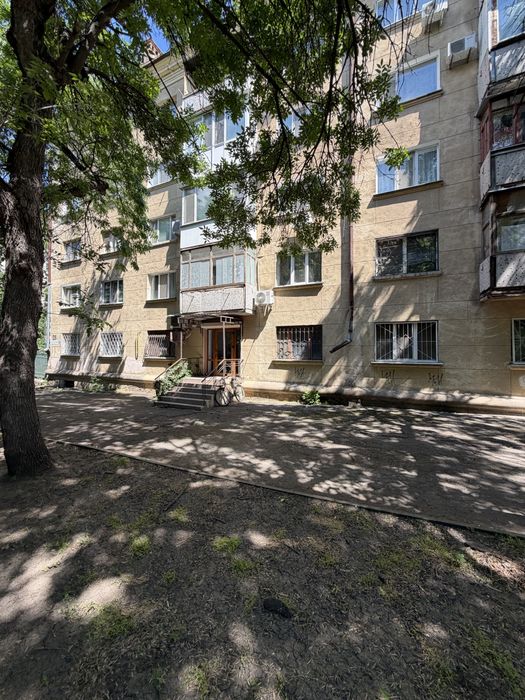 Продаю 2кк ул Героев Спасателей (Лягина) Под коммерцию