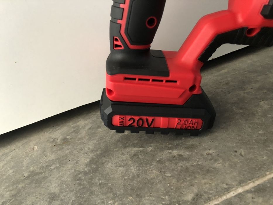 Serrote vaivem a bateria