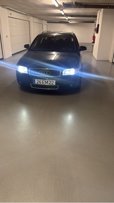 Vendo Audi A4 Avant b6.