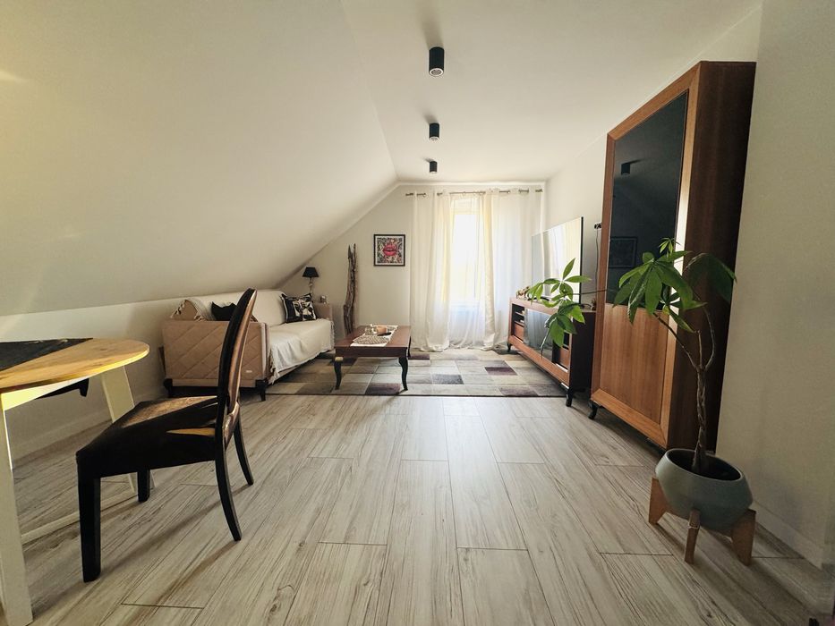Stylowy dwupoziomowy apartament z duszą. 100 m² powierzchni. Szprotawa - Więcej