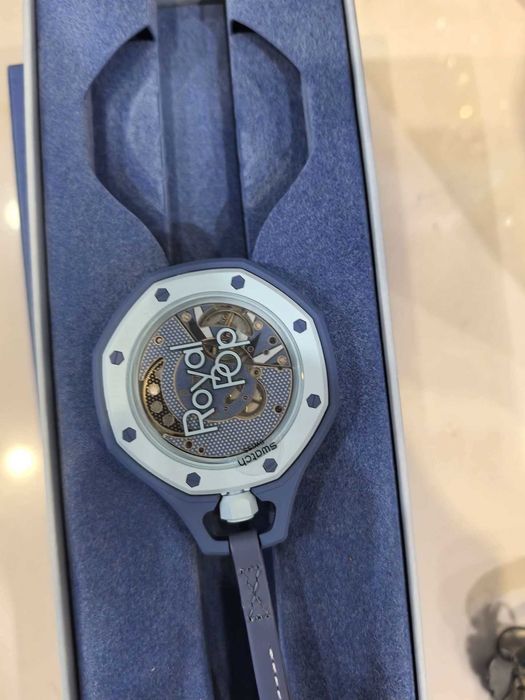 Zegarek Swatch AP Royal Pop Lan Ba SSX03L100N niebieski stan dobry
