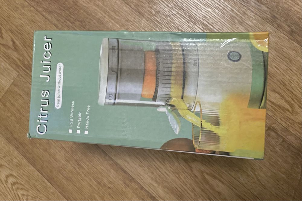 Соковитискач Citrus Juicer  з USB