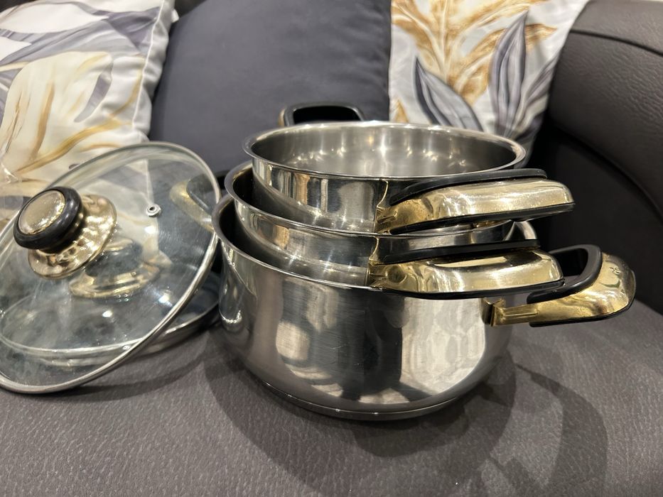 Trem de cozinha com ouro 24 k novo