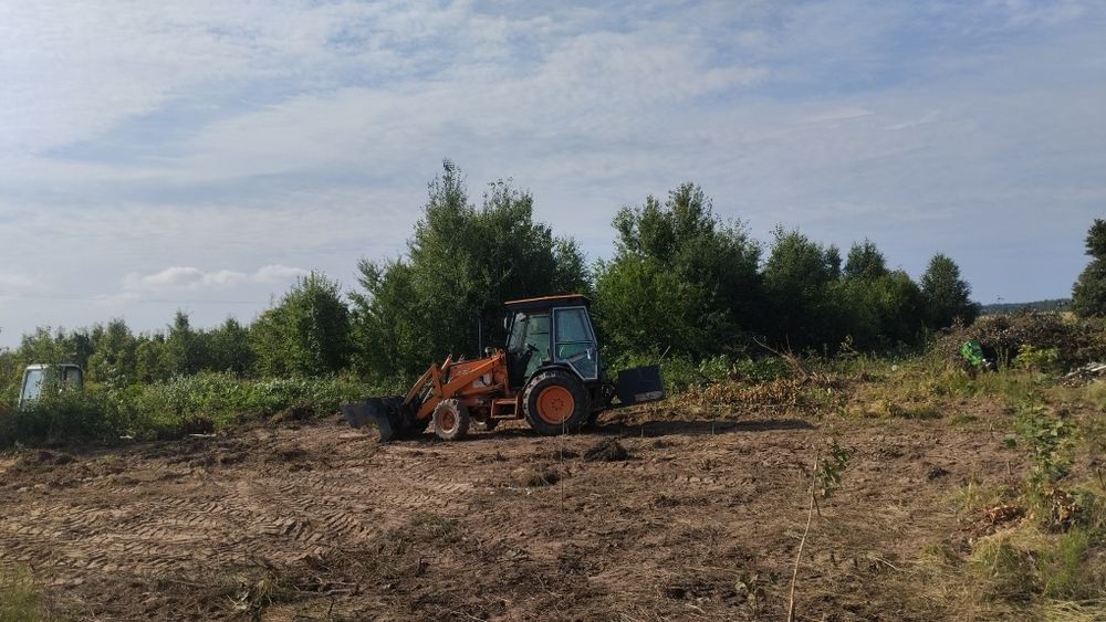 Czyszczenie działek rębak wycinka minikoparka wyburzenia karczowanie