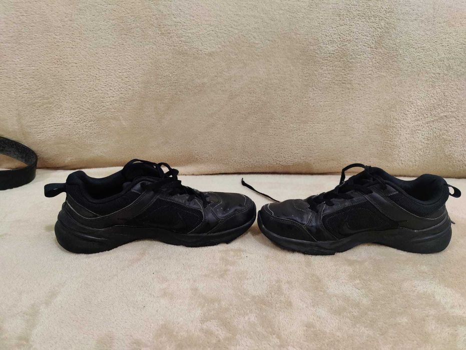 Nike Defy All Day  em estado praticamente novo, tam. 42
