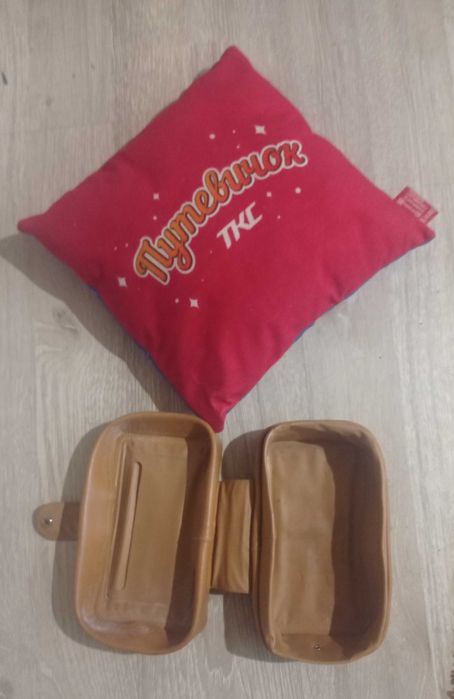 Подушка в авто путевичок .