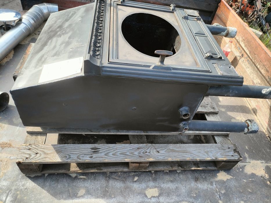 Kominek z płaszczem wodnym  18kw i 20kw