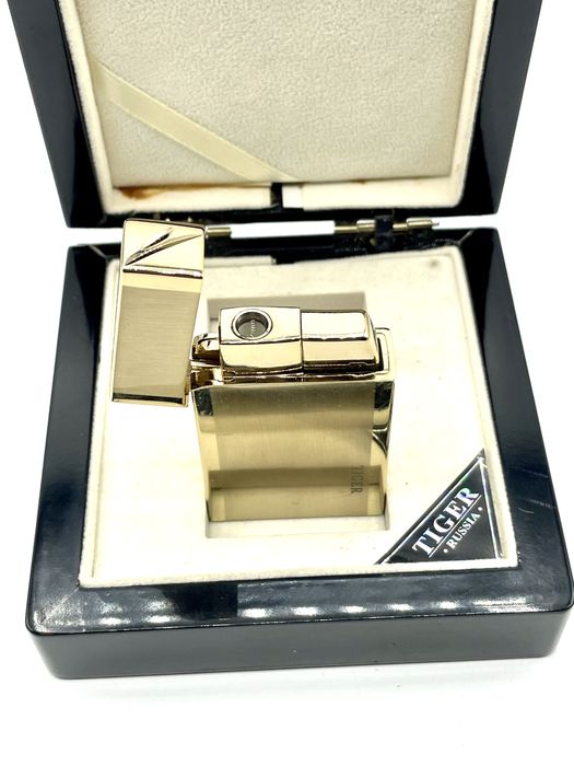 Isqueiro TIGER antigo