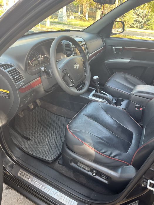Продам Hyundai Santa Fe