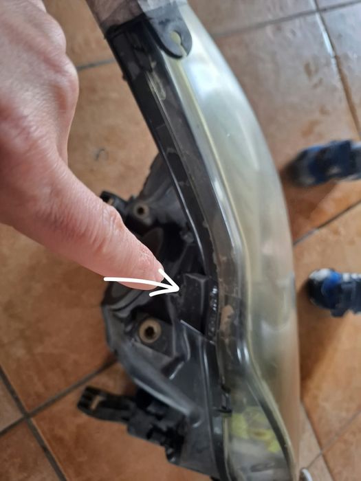 Óticas bidirecionais para Ford Focus MK2