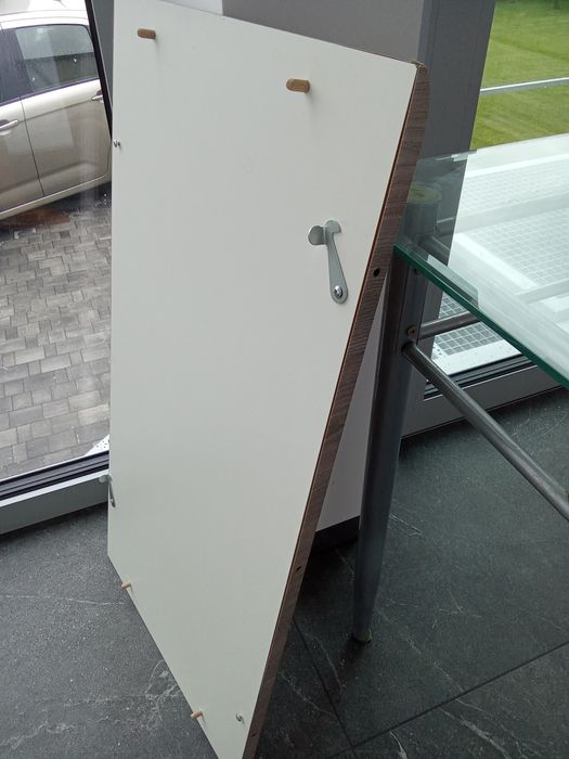 Stół do jadalni, rozkładany