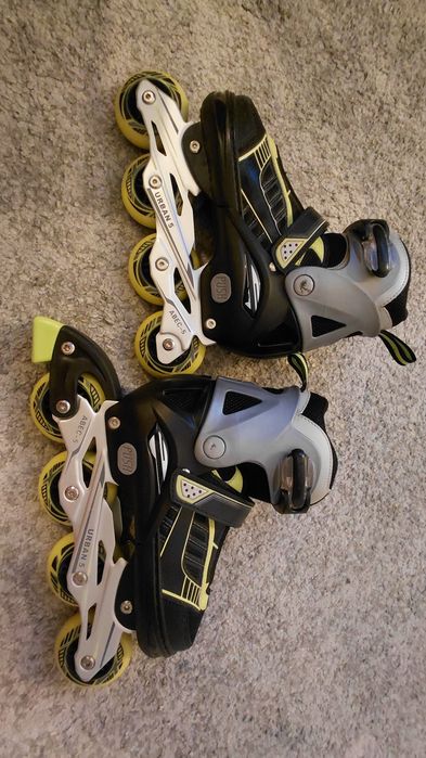 Patins em linha como novos