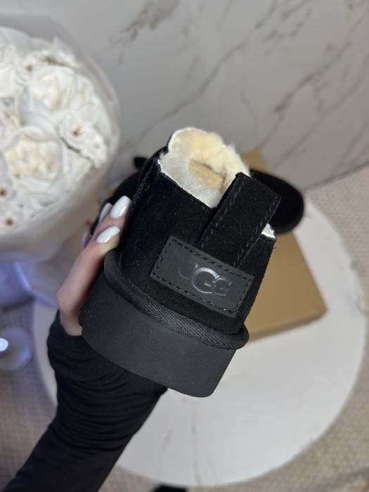 Трендові угі утеплені UGG CLASSIC MICRO CHESTNUT угг мікро чорні