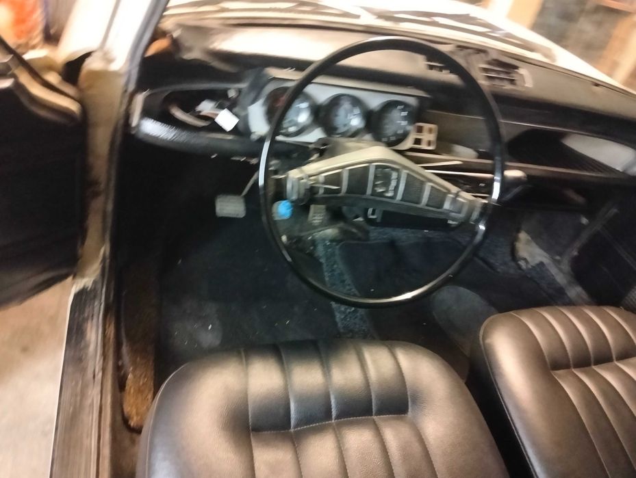 Peugeot 304 GLD ( 1979) 5 portas comercial