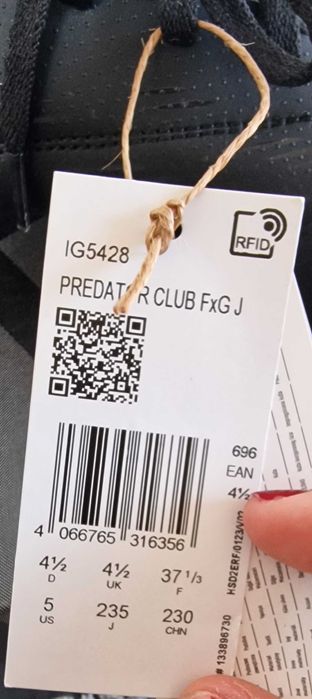 Korki Adidas Predator czarne rozm. 37,5 / 38