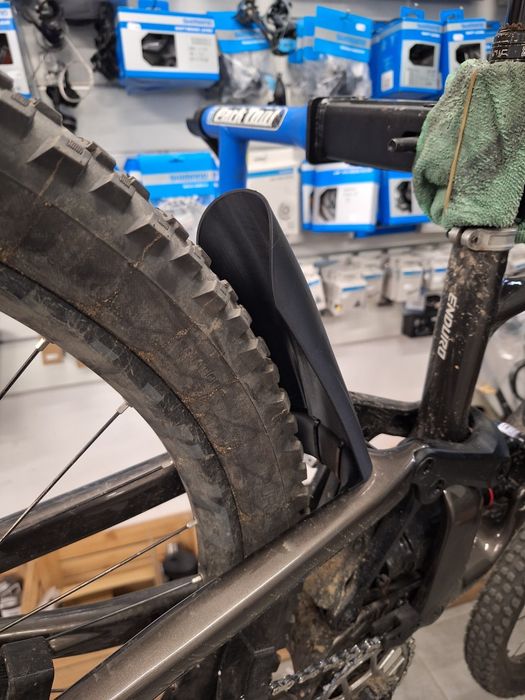 Specialized enduro błotnik