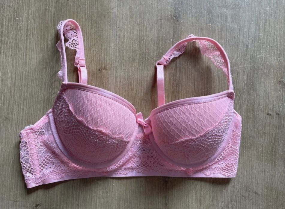 Różowy stanik New Look R. 75B