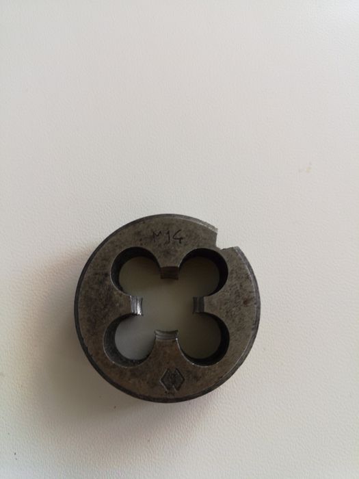 Лерки на М14 и М16 Для нарезки резьбы.