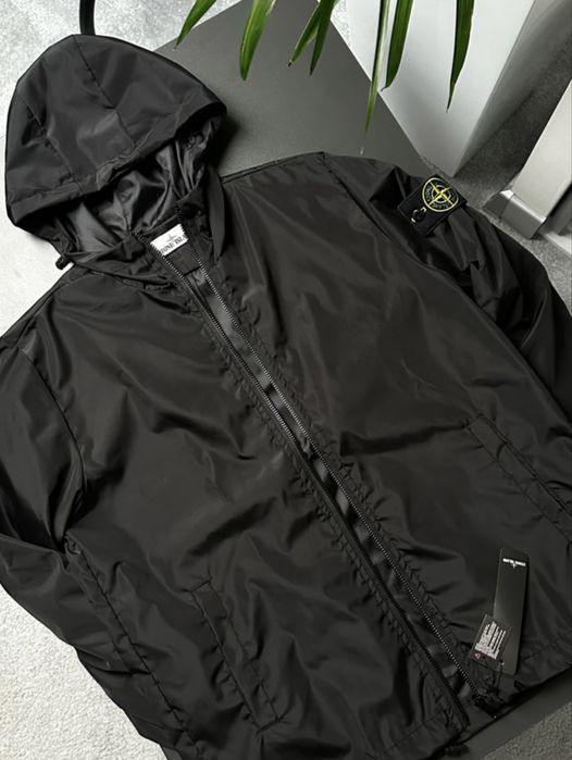 Stone Island GORE-TEX — чоловіча вітровка куртка