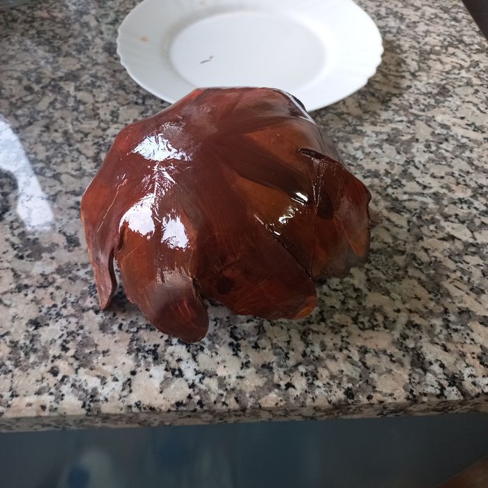 Taça decorativa em forma de folha