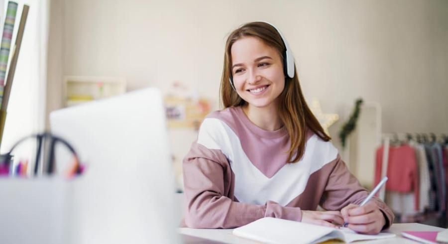 Репетитор з французької мови