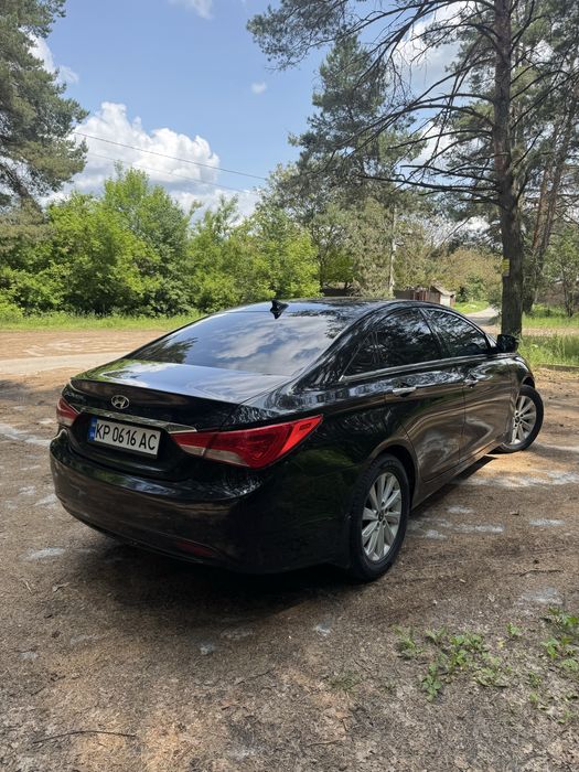 Hyundai Sonata 2014 • Газ/бензин • Максимальна комплектація