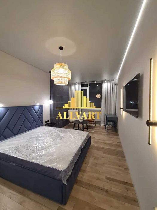 Продаж 1 кім. квартири з ремонтом  в Центрі, ЖК Manhattan, Метро КПІ