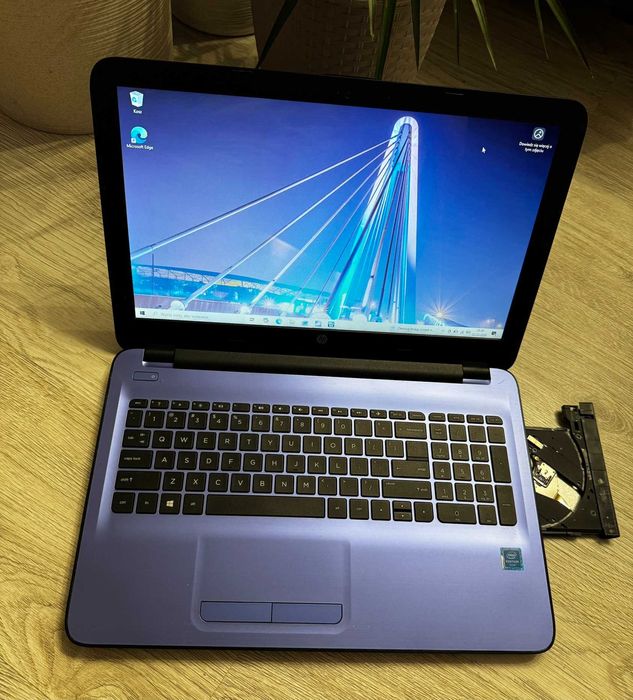 Laptop HP 250 G4 NOWY dysk SSD 256GB dvd Win kam 2 BATERIE PIĘKNY!