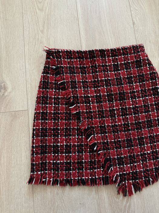 Spódniczka mini z wełną XS 34 Stradivarius