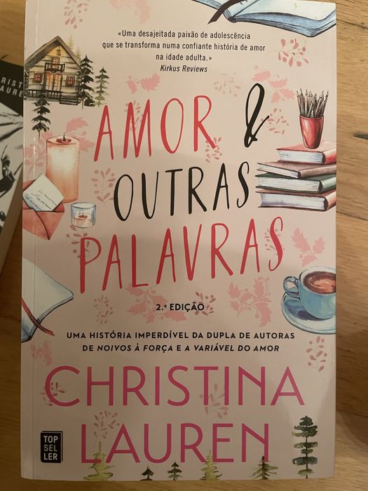 Livros 2 mao como novos