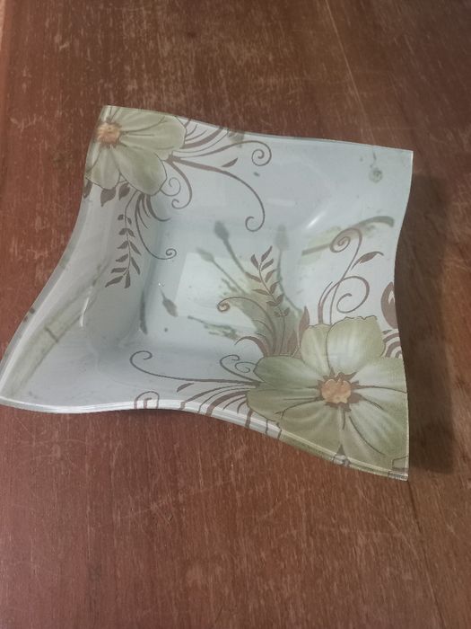 Скляні салатниці