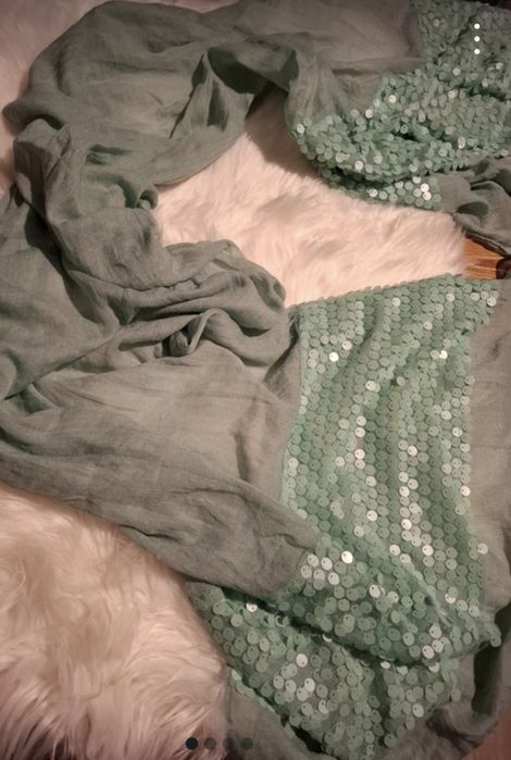 Chusta Szal miętowy cekiny L&L