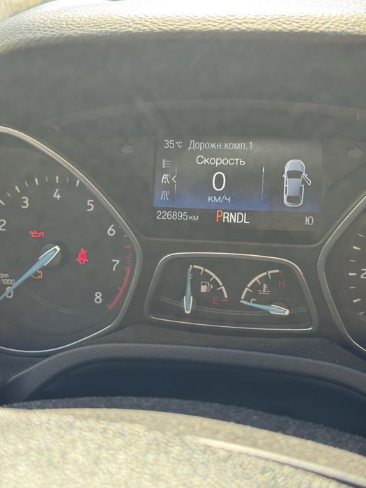 Ford focus 2015 se