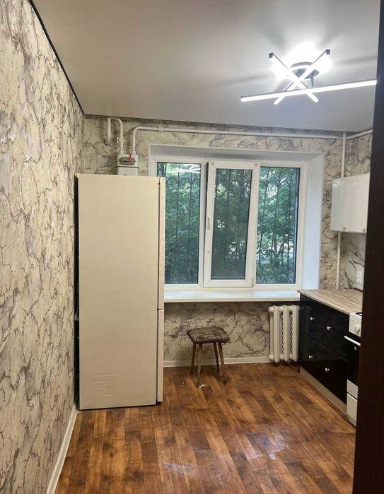 2к квартира на Крилова