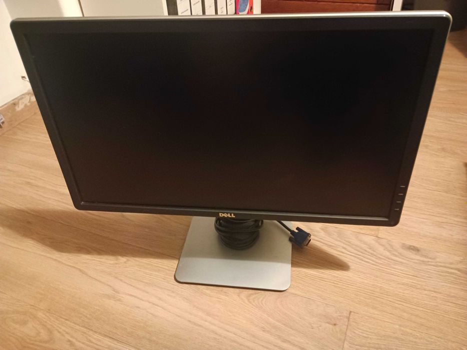Monitor 60 Hz pouquíssimo usado