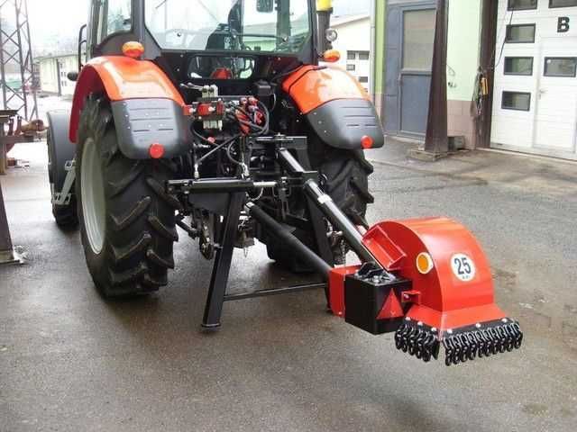 Frezarka do pni zaciągnikowa FP-01T