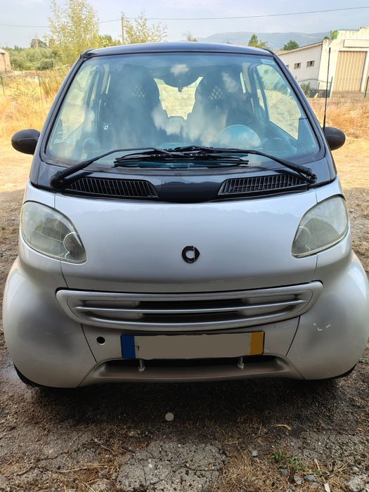 Smart fortwo 599 gasolina ano 2000 para peças todo Material disponível
