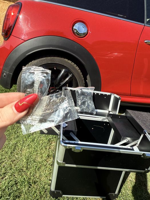 Kuferek kosmetyczny NoWY