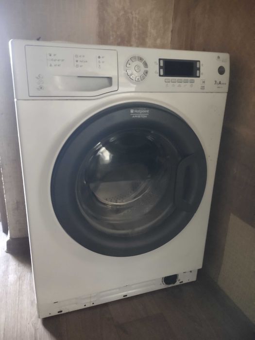 Стиральная машинка Hotpoint-Ariston WMSD 723 , запчасти