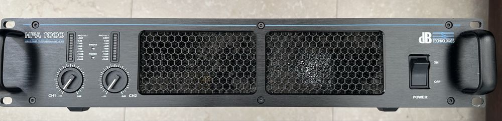 Colunas Yamaha Stagepas 600BT + amplificador dB Technologies HPA 1000