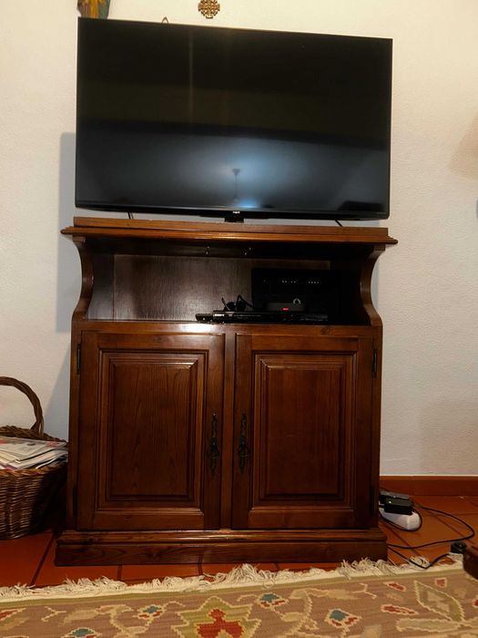 Mobiliário de sala de estar e de jantar