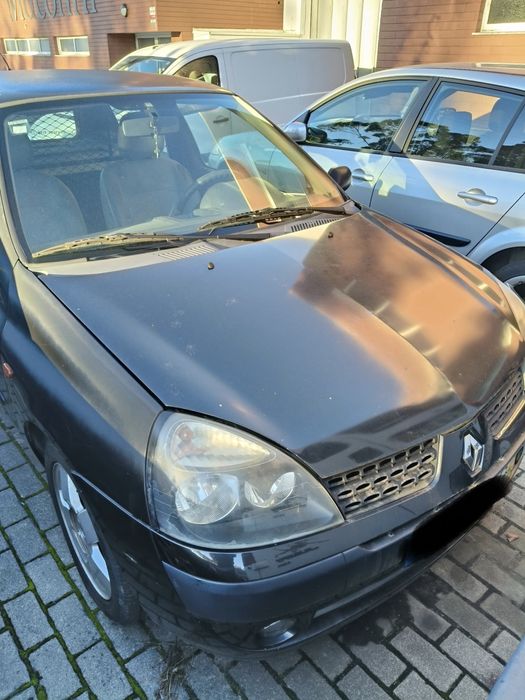 Clio 1.5 DCI (Com avaria)