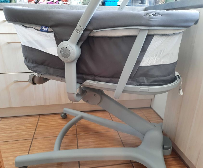 Łóżeczko-krzesełko Chicco Baby Hug Air 4 w 1 - jak nowe!