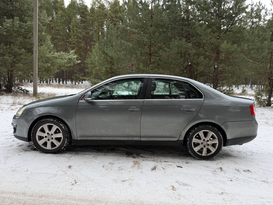 Продам Volkswagen Jetta