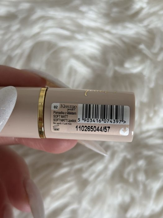 kremowa pomadka eveline