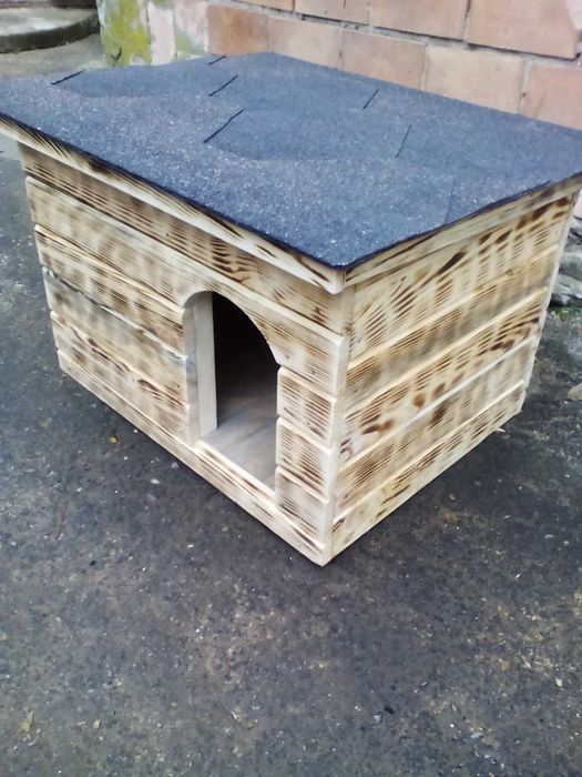 Собача будка дерево