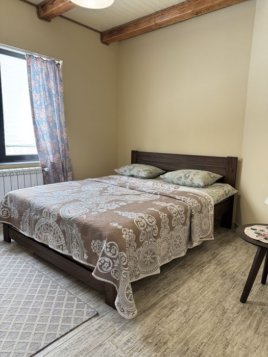 Подобова оренда будинку