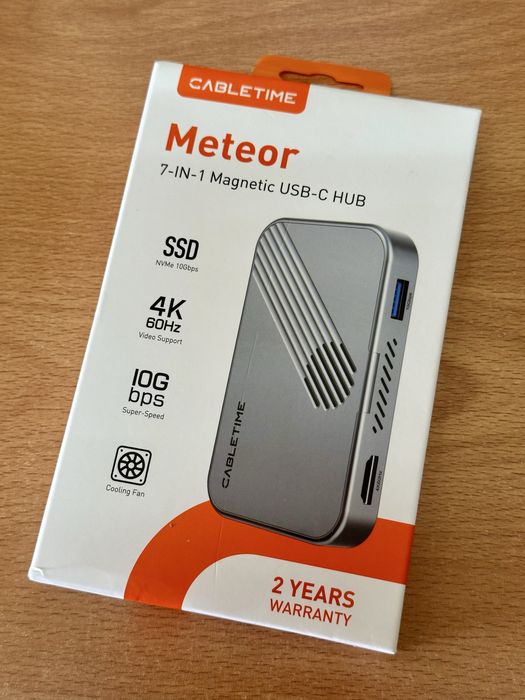Hub USB-C magnético 7 em 1 com compartimento para SSD